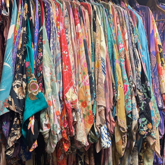 🦋ABOUT ME🦋 - Picture 5 of 9